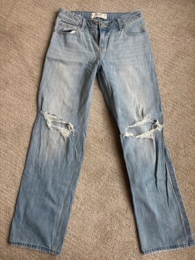 Hollister Low Rise Light Blue Ripped Straight-Leg Jeans